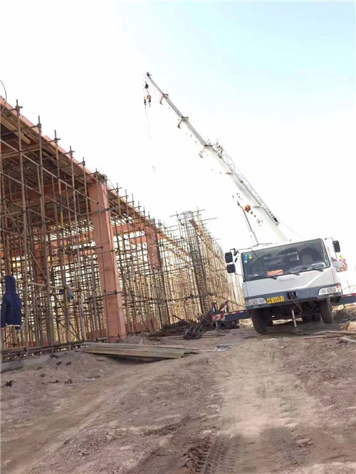 琅琊区吊车作业的安全注意事项有哪些？